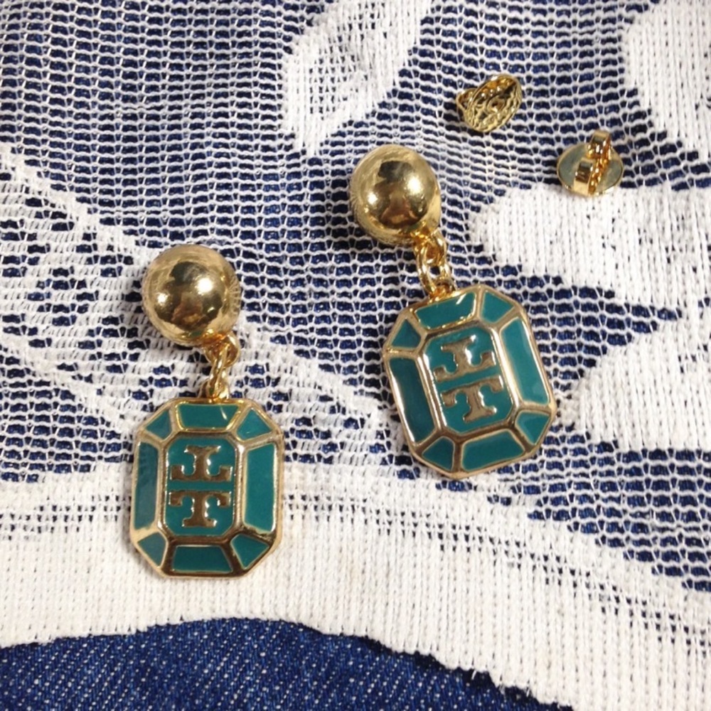 3 items free shipping Tory Burch logo earrings